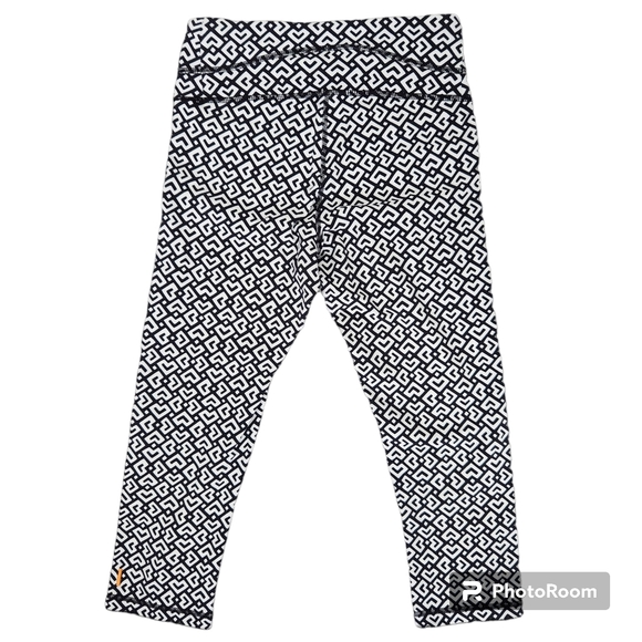 Lucy PowerMax Hatha Collection Black & White Crop Workout Capri Leggings XS - Picture 3 of 11